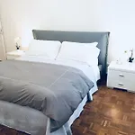 Central Apartment * Velence