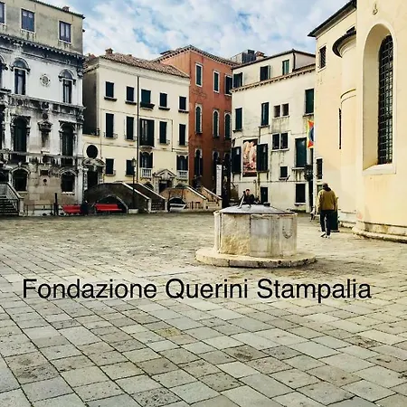 Central Apartment Apartment Venice