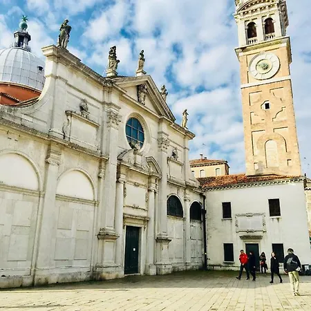 Central Apartment Venise