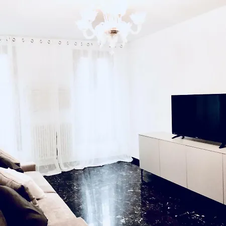 Central Apartment Венеция